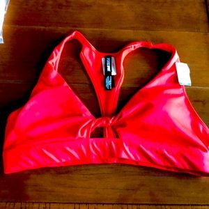 PINK Victoria’s Secret Twist Front Sports Bra